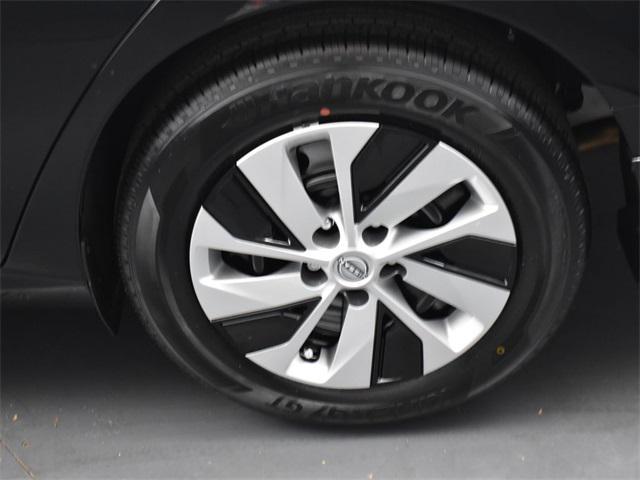 Photo of 2025 Super Black Nissan Altima