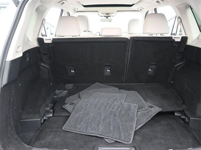 Photo of 2023 Pearl White Tricoat Nissan Rogue