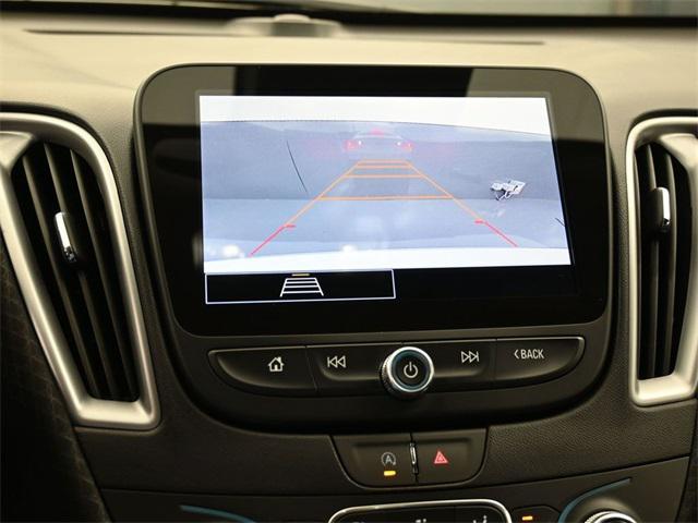 Photo of 2024 Summit White Chevrolet Malibu