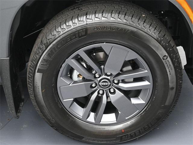 Photo of 2025 Gun Metallic Nissan Frontier