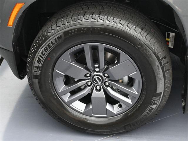 Photo of 2025 Gun Metallic Nissan Frontier