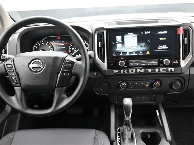 Photo of 2025 Gun Metallic Nissan Frontier