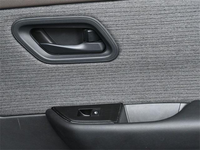 Photo of 2023 Gun Metallic Nissan Rogue