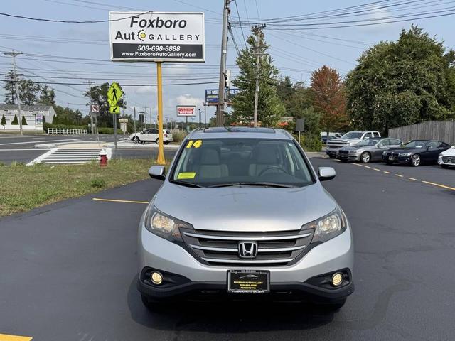 Photo of 2014 Alabaster Silver Metallic Honda CR-V
