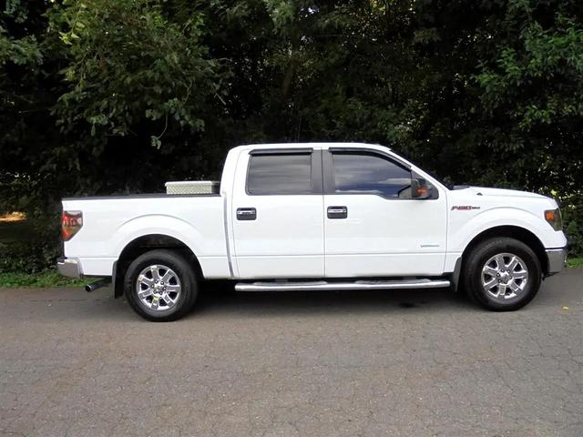 Photo of 2014 Oxford White Ford F-150