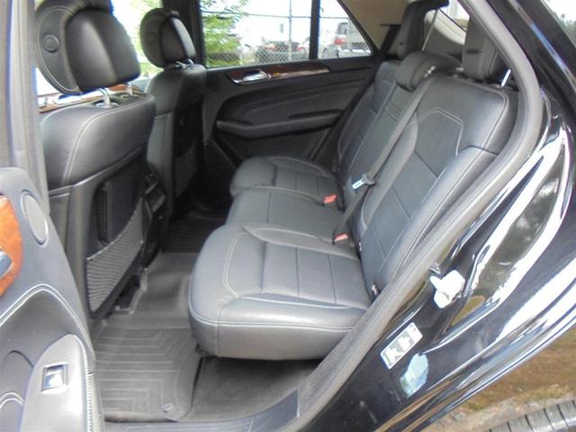 Photo of 2015 Black Mercedes-Benz M-Class