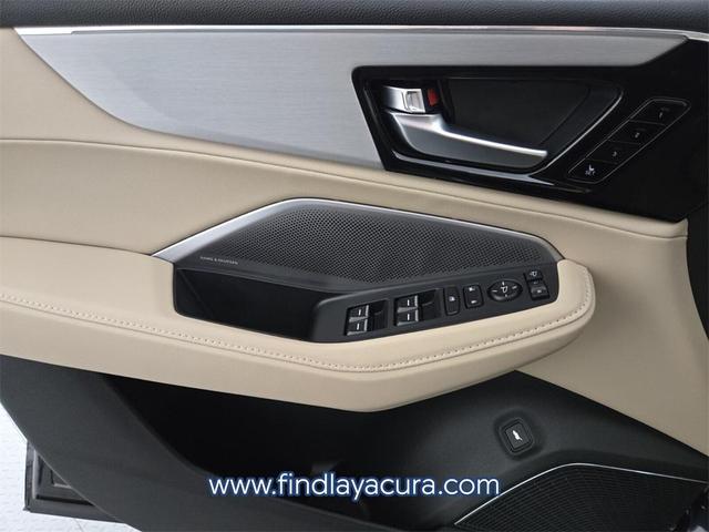 Photo of 2025 Majestic Black Pearl Acura MDX