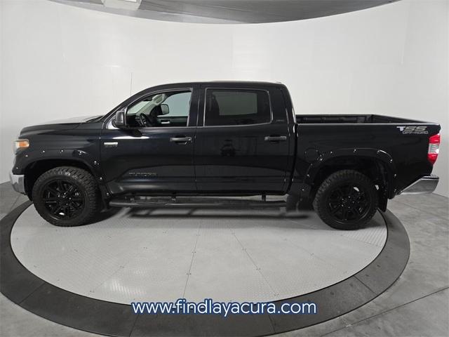 Photo of 2018 Midnight Black Metallic Toyota Tundra