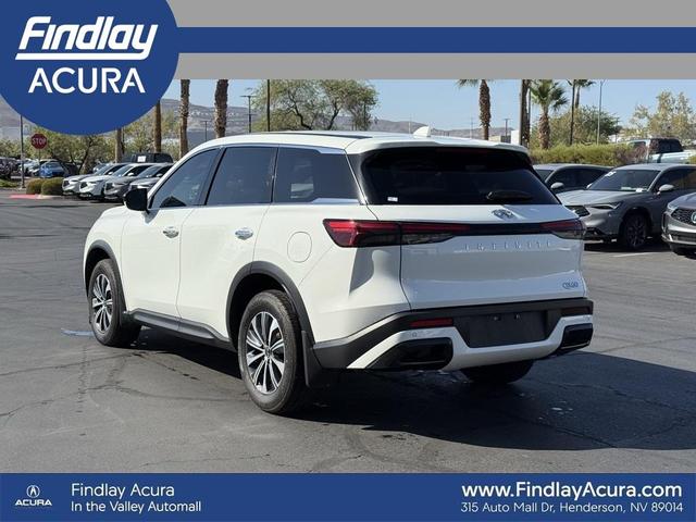 Photo of 2024 Glacier White INFINITI QX60