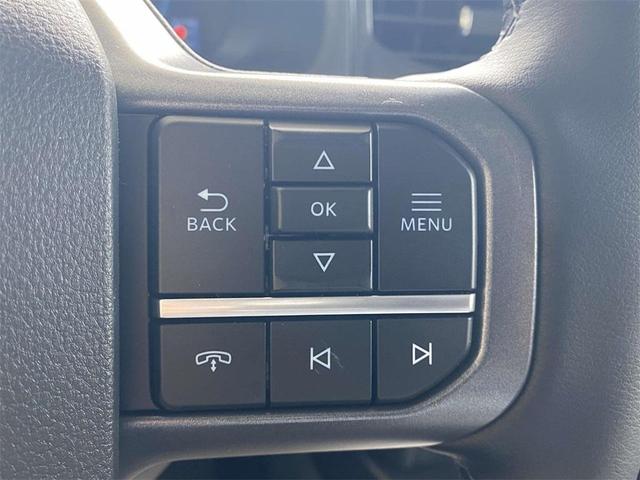 Photo of 2025 Oxford White Ford F-150 Lightning