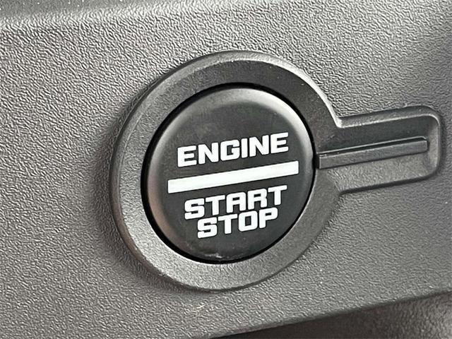 Photo of 2025 Carbonized Gray Metallic Ford Bronco