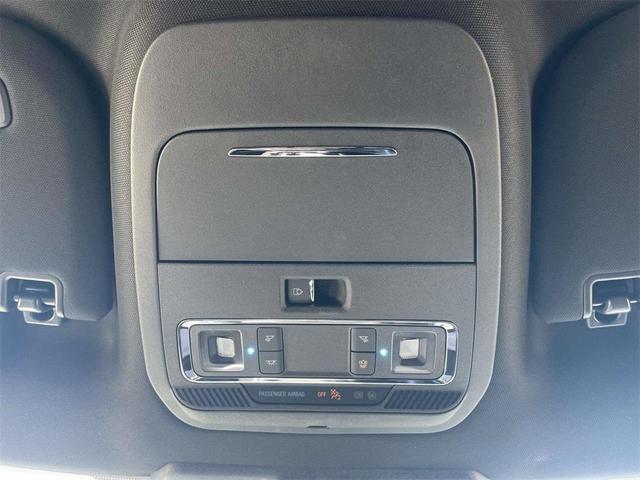Photo of 2025 Space White Metallic Ford F-150