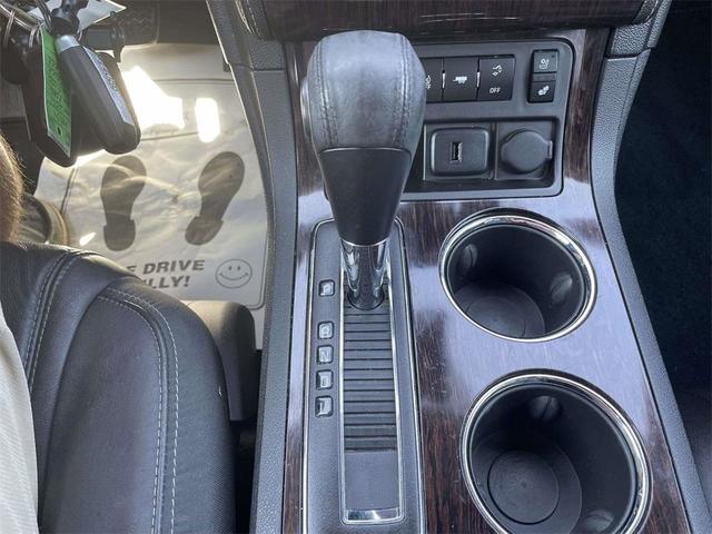Photo of 2017 Mosaic Black Metallic Chevrolet Traverse