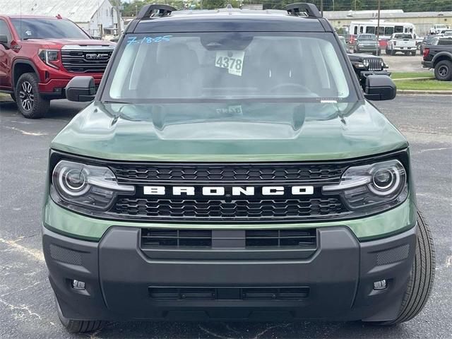 Photo of 2025 Eruption Green Metallic Ford Bronco Sport
