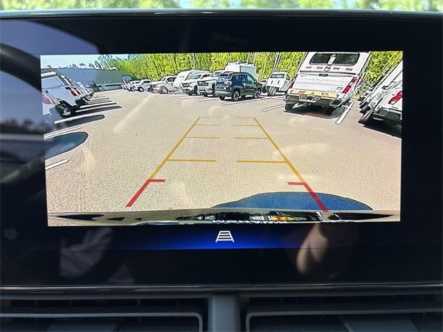 Photo of 2024 Mosaic Black Metallic Chevrolet Trax