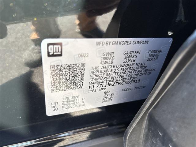 Photo of 2024 Mosaic Black Metallic Chevrolet Trax