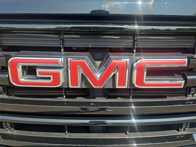 Photo of 2023 Ebony Twilight Metallic GMC Acadia