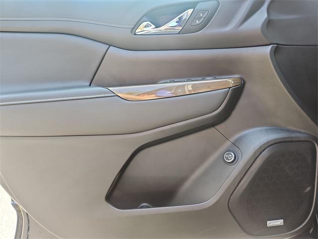 Photo of 2023 Ebony Twilight Metallic GMC Acadia