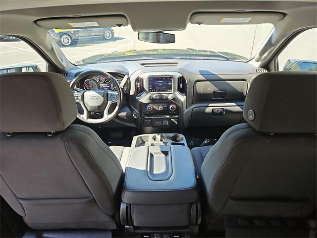 Photo of 2021 Black Chevrolet Silverado 1500