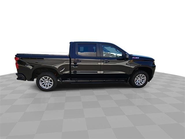 Photo of 2021 Black Chevrolet Silverado 1500