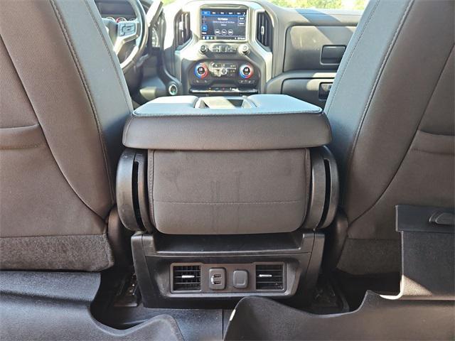 Photo of 2021 Black Chevrolet Silverado 1500