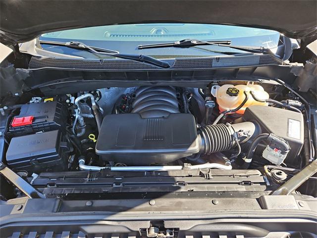 Photo of 2021 Black Chevrolet Silverado 1500