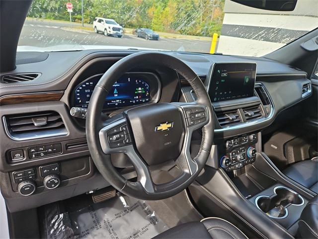 Photo of 2023 Summit White Chevrolet Suburban