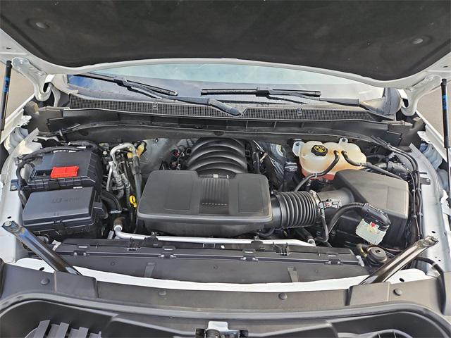 Photo of 2023 Summit White Chevrolet Suburban