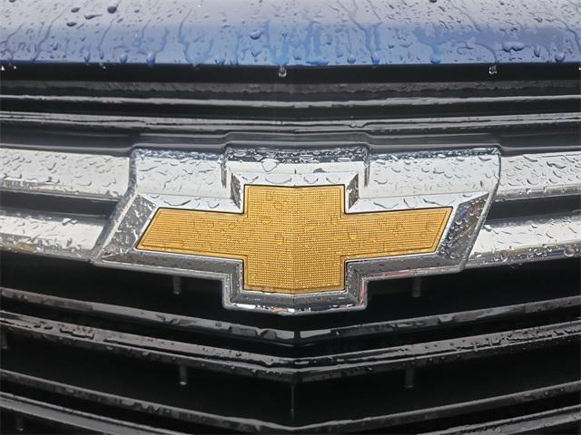 Photo of 2022 Blue Glow Metallic Chevrolet Equinox