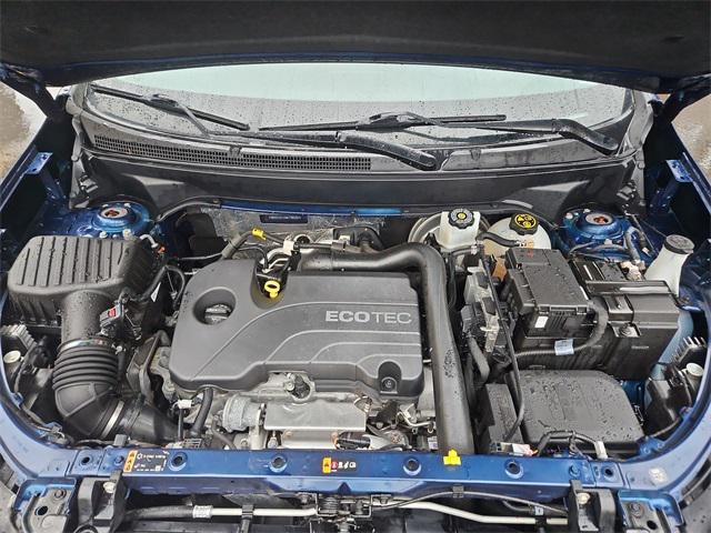 Photo of 2022 Blue Glow Metallic Chevrolet Equinox