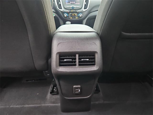 Photo of 2022 Blue Glow Metallic Chevrolet Equinox