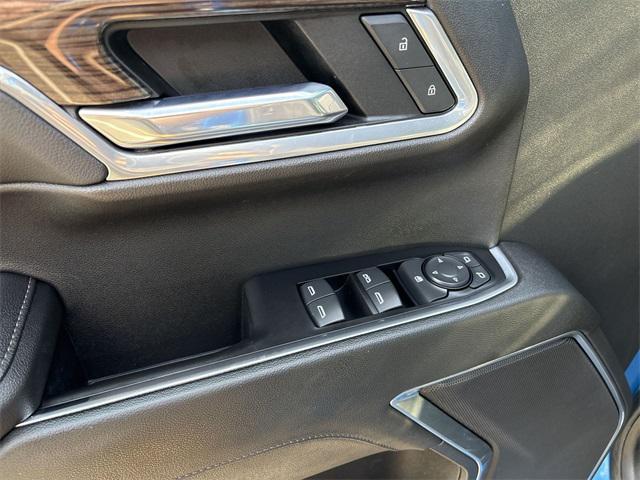 Photo of 2022 Glacier Blue Metallic Chevrolet Silverado 1500