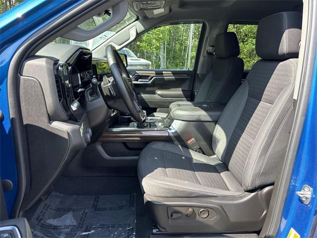 Photo of 2022 Glacier Blue Metallic Chevrolet Silverado 1500
