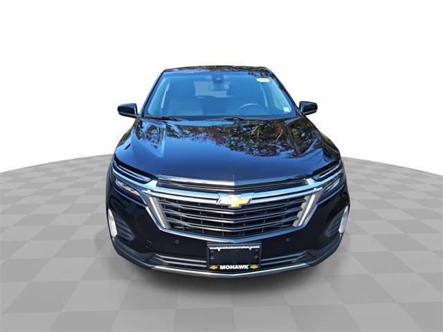 Photo of 2022 Mosaic Black Metallic Chevrolet Equinox