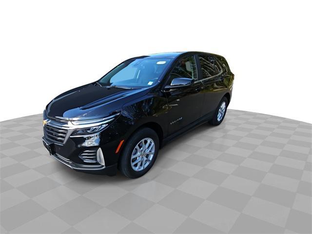 Photo of 2022 Mosaic Black Metallic Chevrolet Equinox