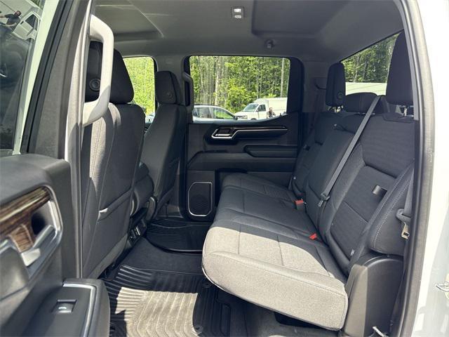 Photo of 2023 Summit White GMC Sierra 1500
