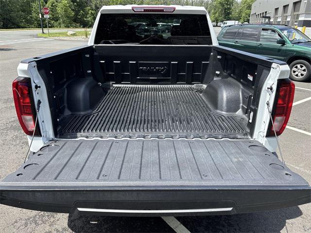 Photo of 2023 Summit White GMC Sierra 1500