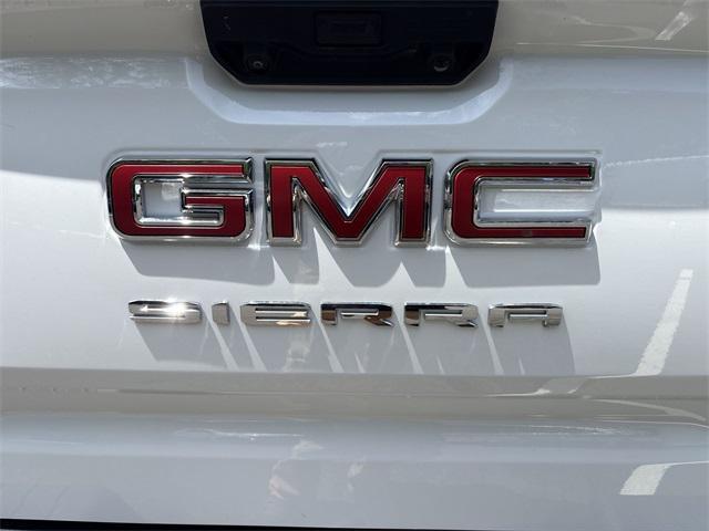 Photo of 2023 Summit White GMC Sierra 1500