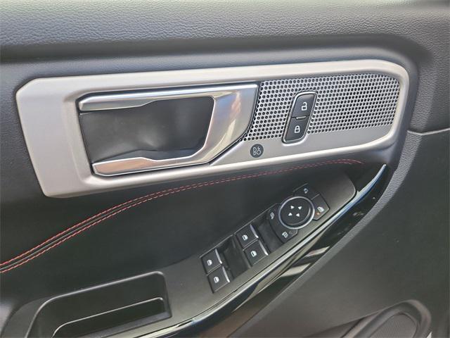 Photo of 2022 Star White Metallic Tri-Coat Ford Explorer