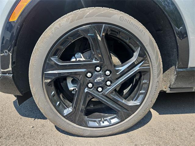 Photo of 2024 Sterling Gray Metallic Chevrolet Equinox EV