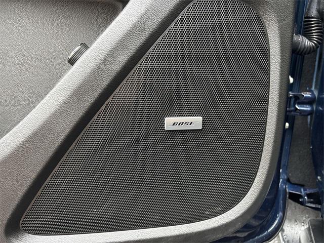 Photo of 2023 Northsky Blue Metallic Chevrolet Traverse