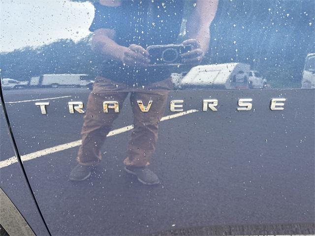 Photo of 2023 Northsky Blue Metallic Chevrolet Traverse