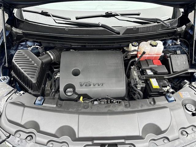 Photo of 2023 Northsky Blue Metallic Chevrolet Traverse