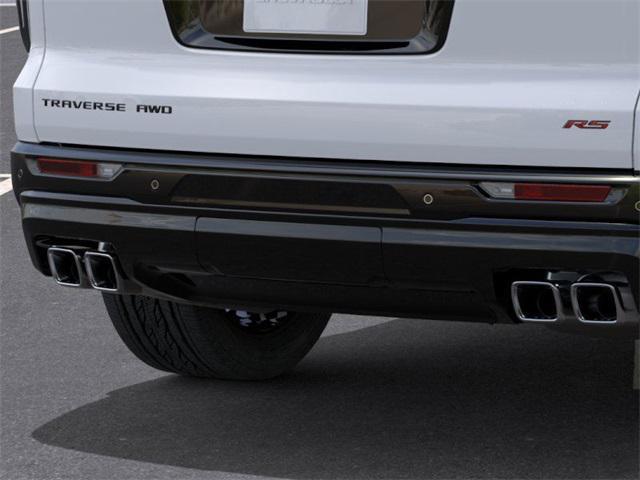 Photo of 2026 Polar White Tricoat Chevrolet Traverse