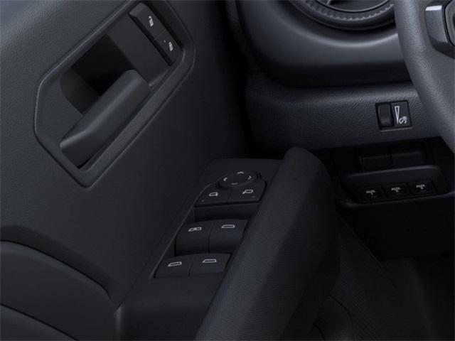 Photo of 2025 Summit White Chevrolet Colorado