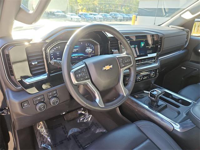 Photo of 2024 Black Chevrolet Silverado 1500