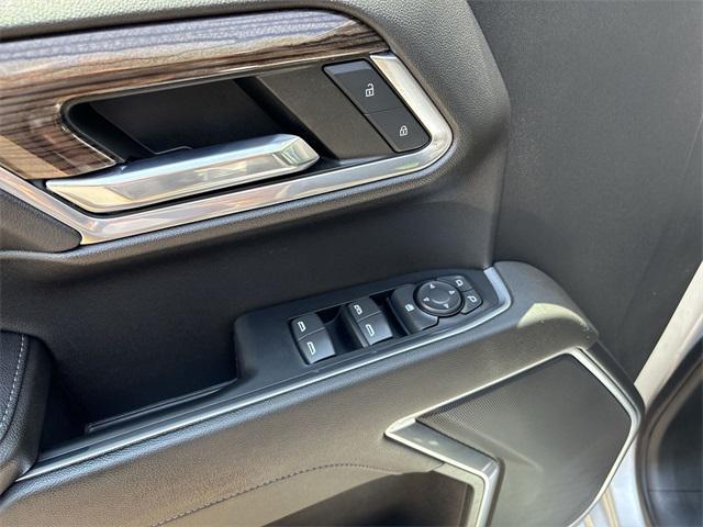 Photo of 2022 Silver Ice Metallic Chevrolet Silverado 1500
