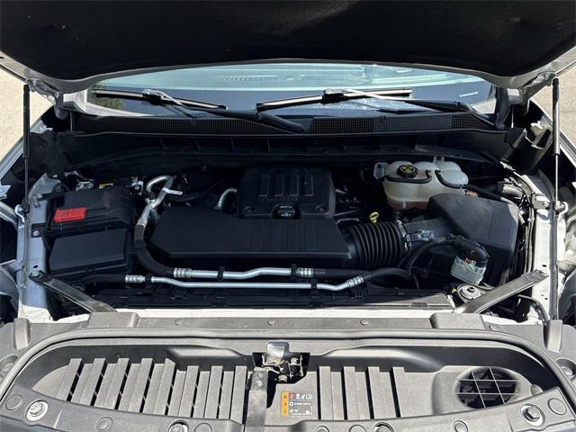 Photo of 2022 Silver Ice Metallic Chevrolet Silverado 1500