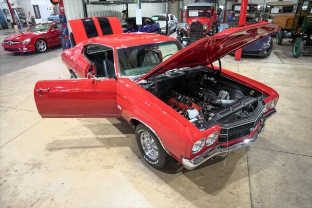 Photo of 1970 Red Chevrolet Chevelle