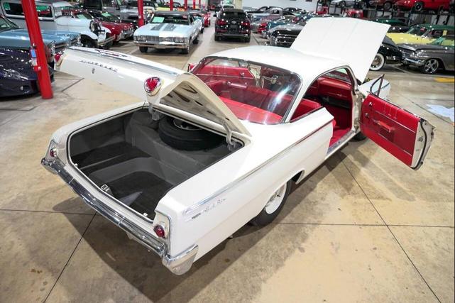 Photo of 1962 White Chevrolet Bel Air